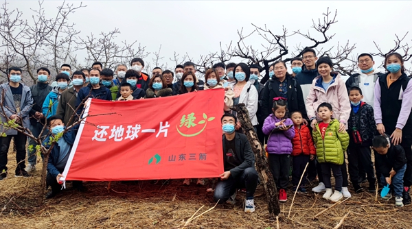 pg电子各基层党支部开展公益植树活动